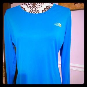 👕 PERFECT Little North Face Shirt ❤️